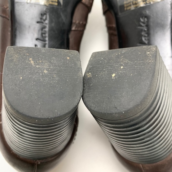 CLARKS Chocolate Brown Chunky Block High Heels Clogs Booties Leather Shoes 9 W - Picture 12 of 16